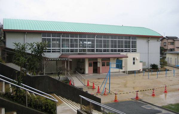 柏原市立堅下南小学校屋内運動場（耐震改修）