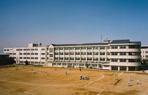 河南町立中学校