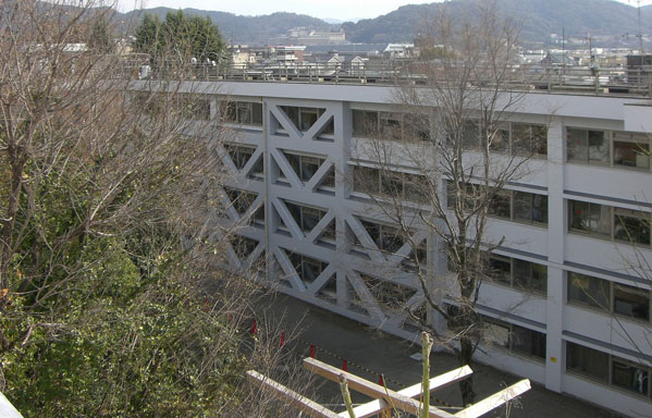 京都大学川端学生寮（耐震改修）